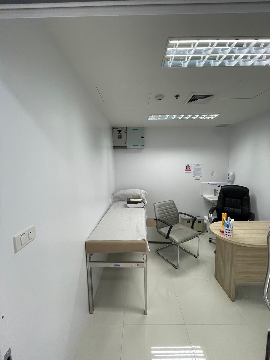 ห้องตรวจพร้อมใช้งาน