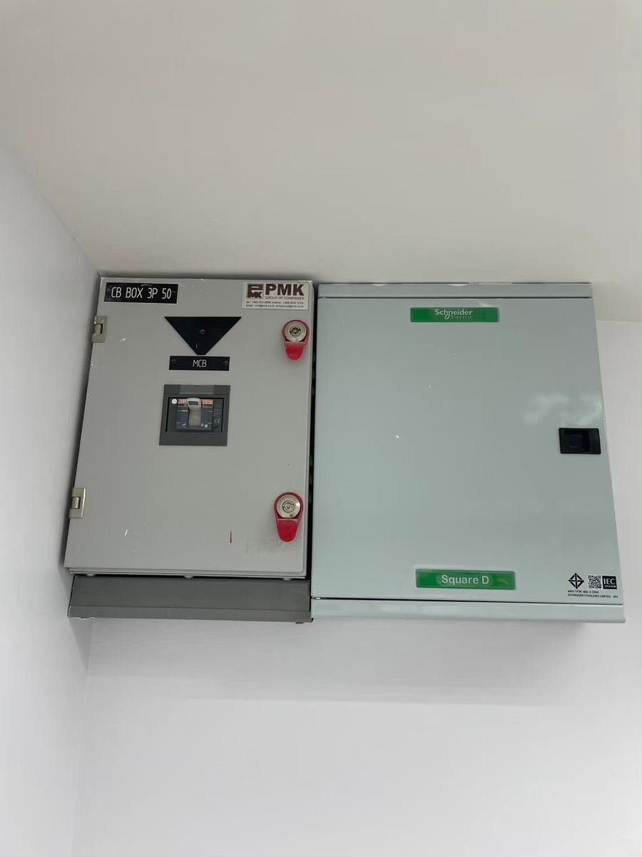 ตู้ควบคุมไฟฟ้าหลัก CB Box และ Schneider Electric Square D