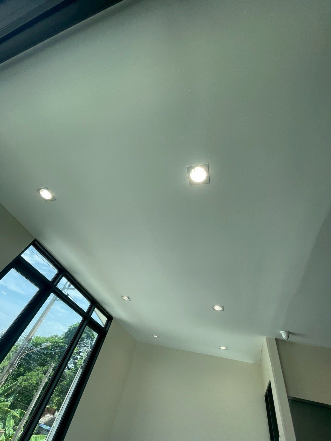 Downlight LED เพดานสูง ห้องโล่ง บ้านกรุงเทพกรีฑา