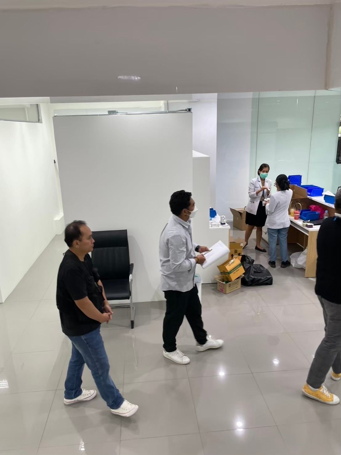 ทีมตรวจรับงานเดินตรวจสอบพื้นที่